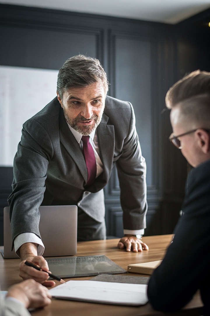 business-people-meeting